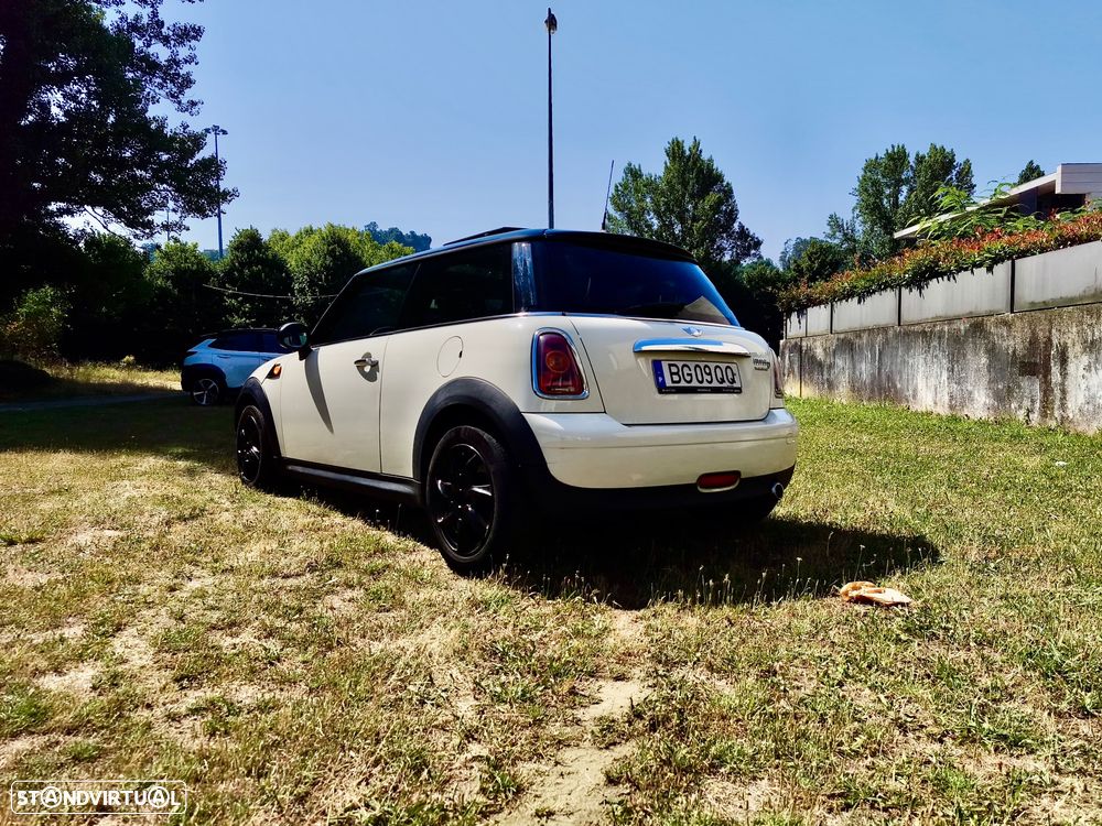 MINI 3 Portas Cooper D - 21