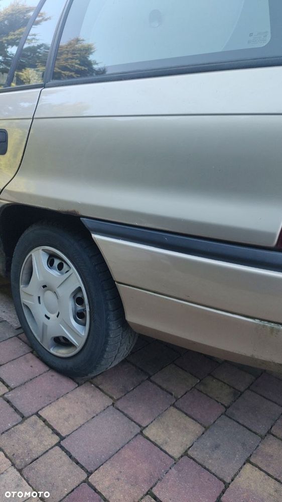 Opel Astra 1.6 16V 100 - 15
