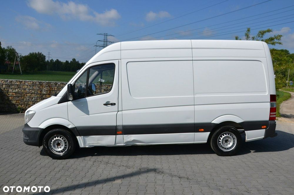 Mercedes-Benz Sprinter - 4