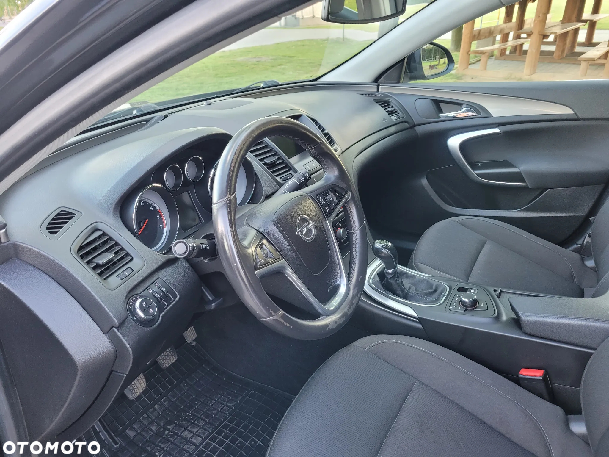 Opel Insignia - 11