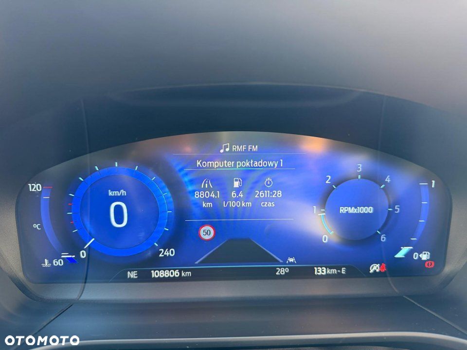 Ford Kuga - 11
