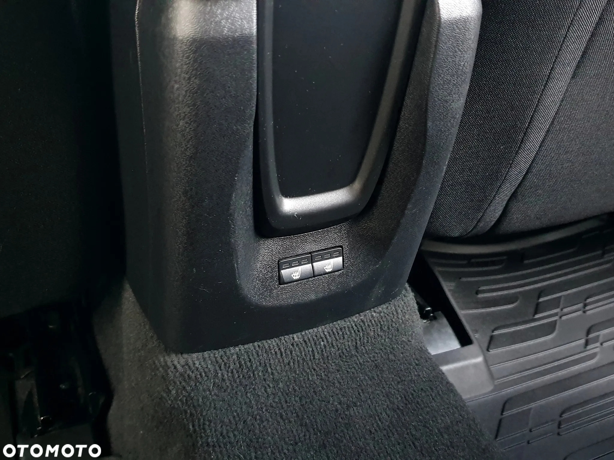 Volvo V40 D4 Momentum - 15