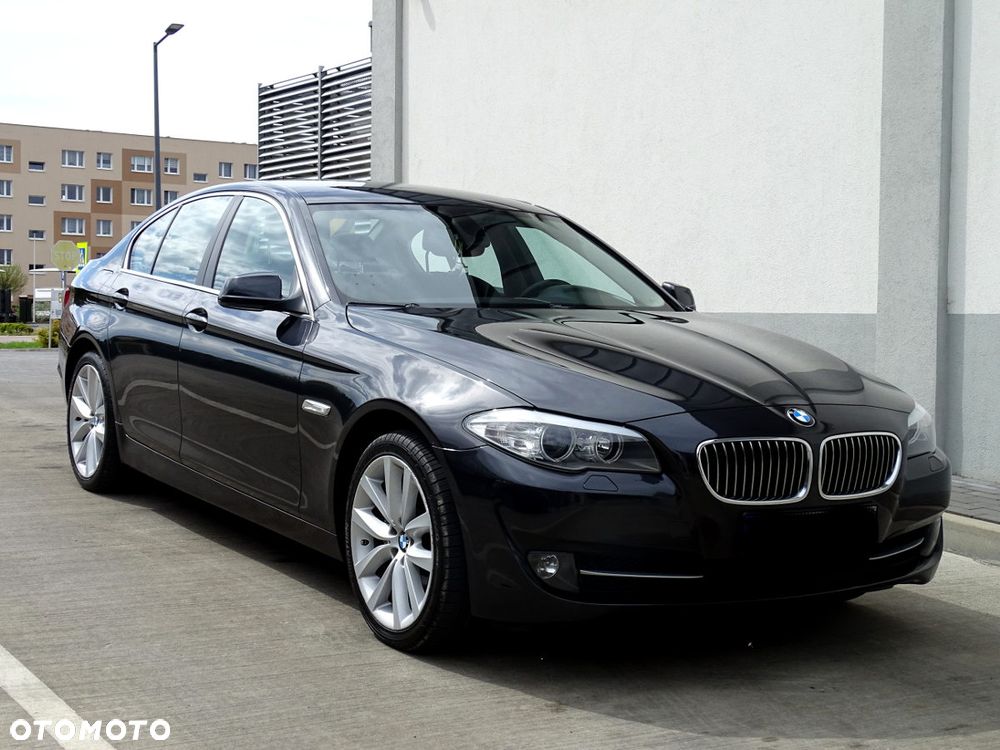 BMW Seria 5 525d - 3
