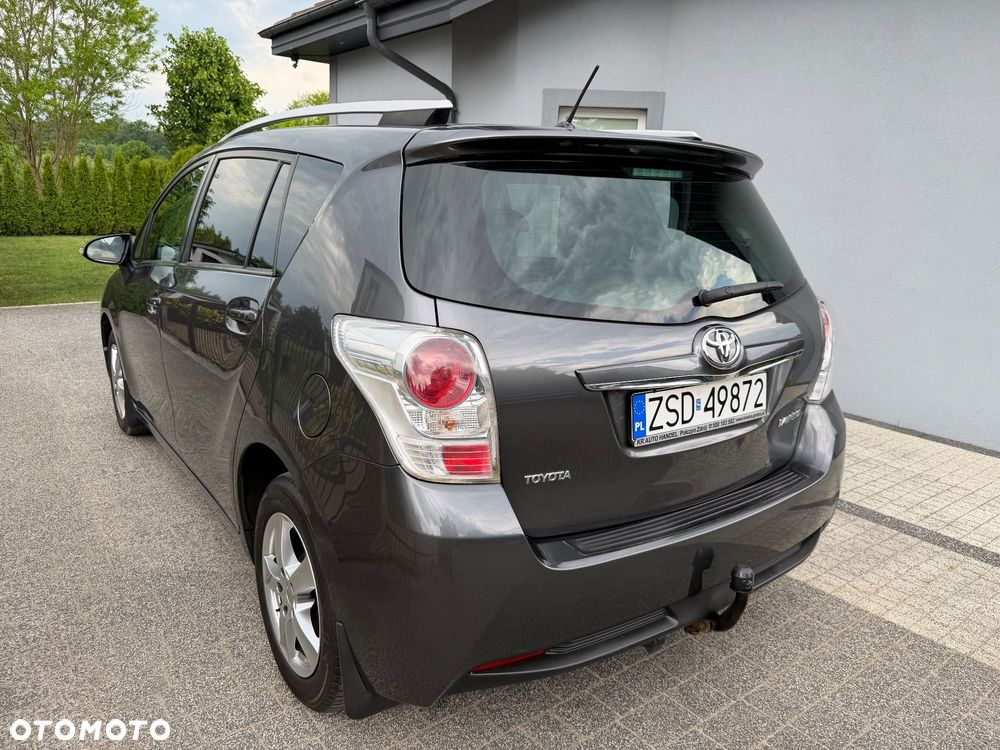 Toyota Verso 1.8 7-Sitzer Executive - 3