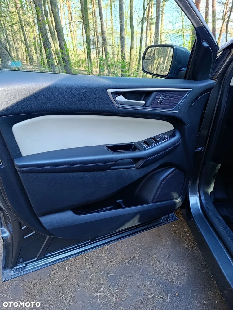 Ford Edge - 16