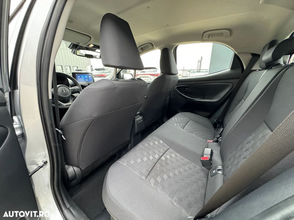 Toyota Yaris - 27