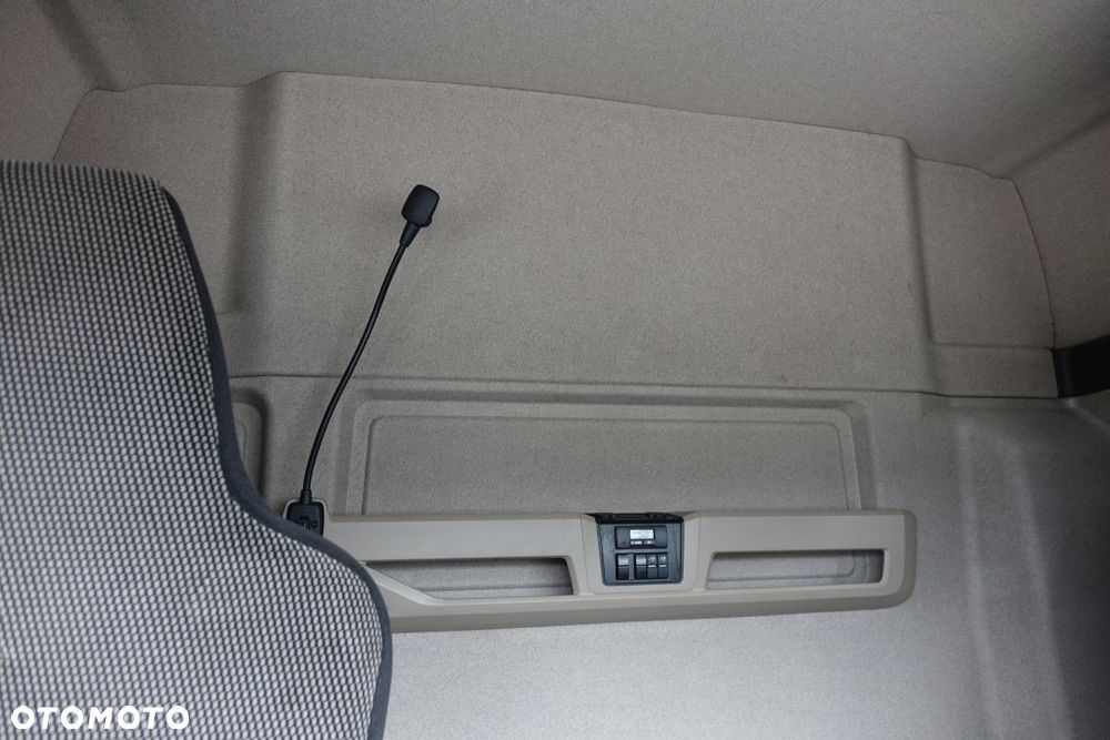 MAN TGX 18.470 4x2 BLS / XLX / STANDARD / EURO 6 / AUTOMAT / RETARDER / KLIMATYZACJA POSTOJOWA / LODÓWKA / 2 ZBIORNIKI - 23