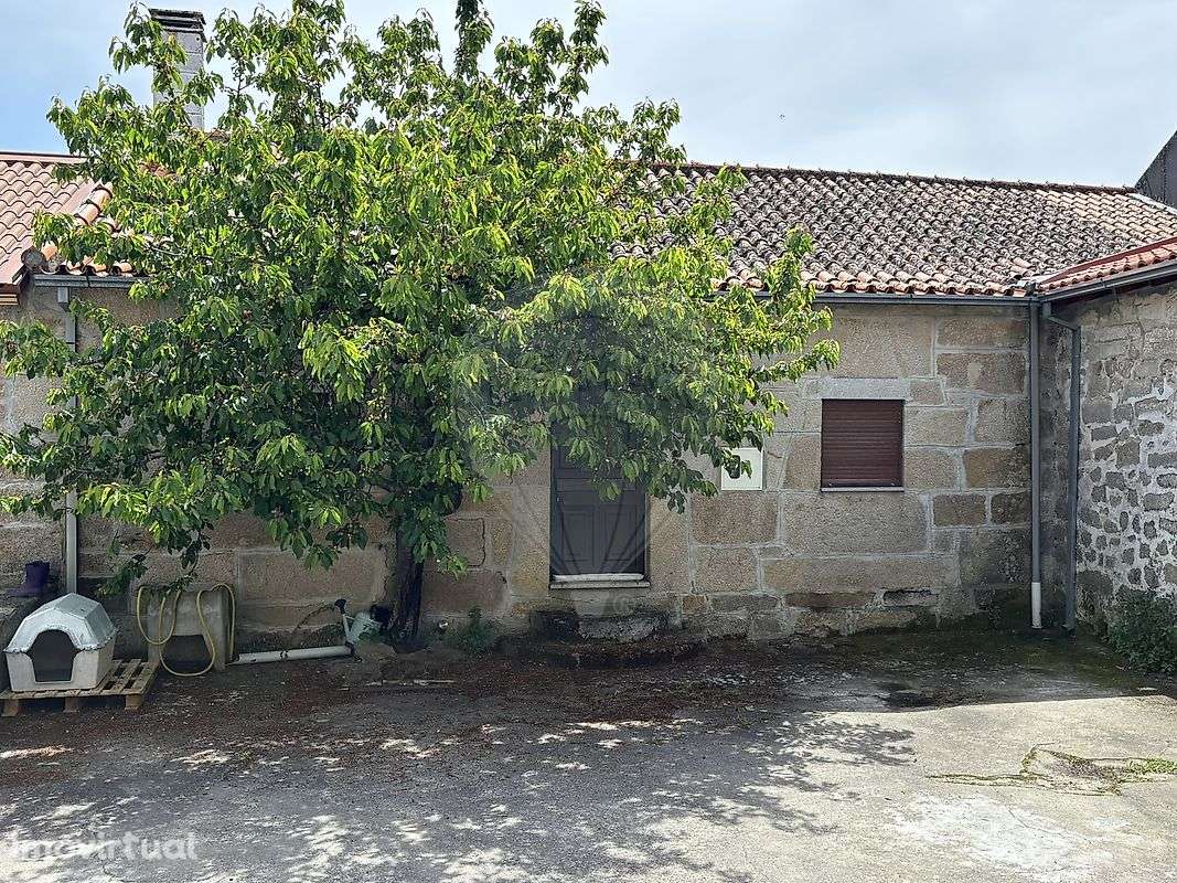 Moradia T4 para venda - Grande imagem: 2/17