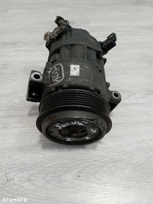SUZUKI SX4 FIAT SEDICI 1.9 DDiS SPRĘŻARKA KOMPRESOR KLIMATYZACJI 55703721 - 3