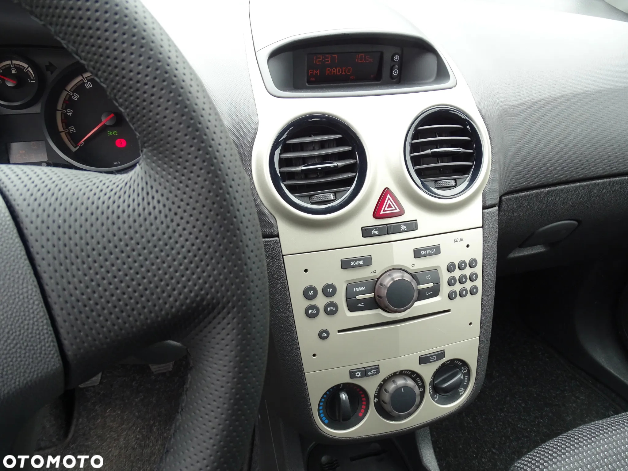 Opel Corsa - 30