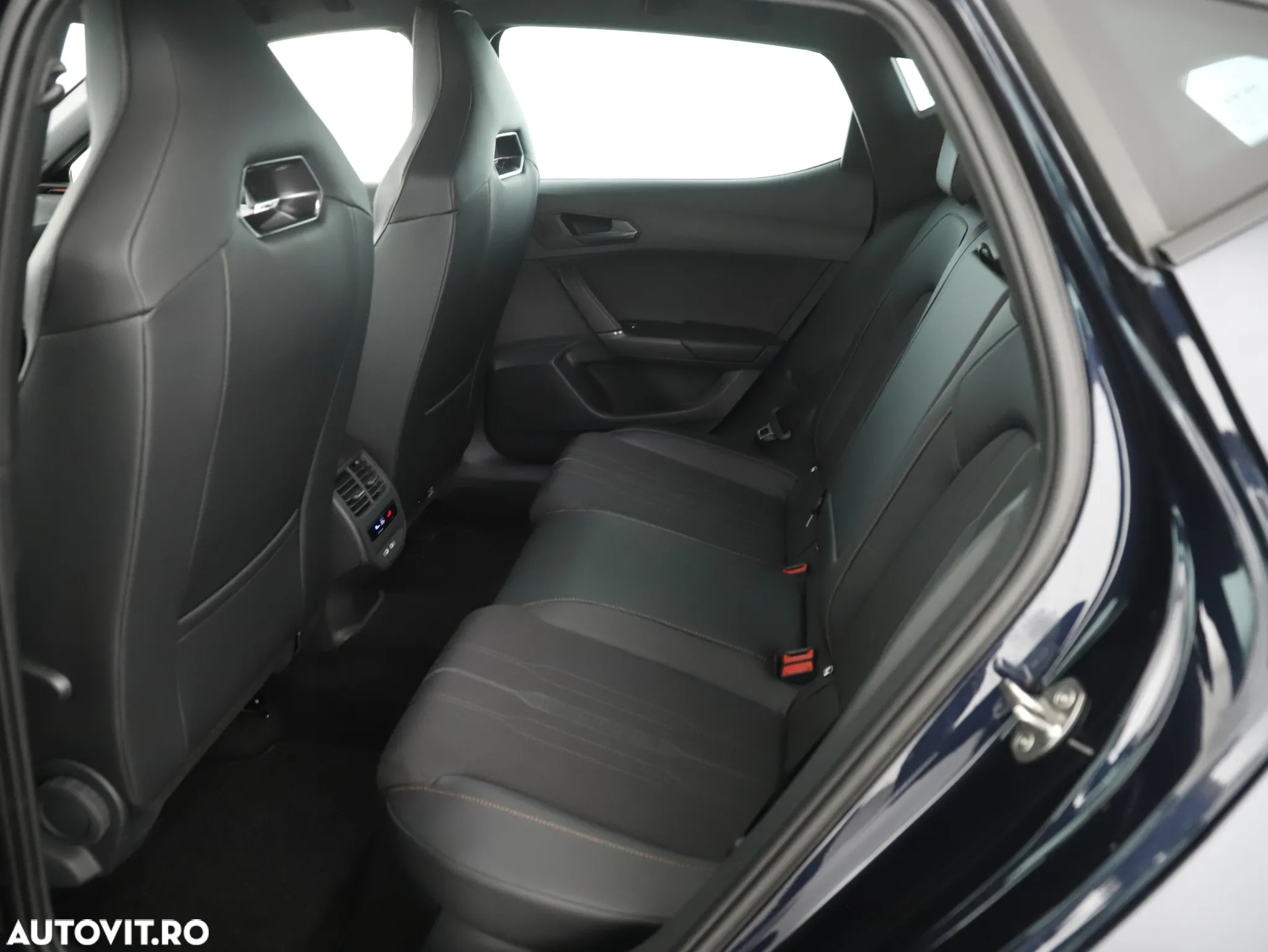 Cupra Leon 1.4 e-Hybrid (180 kW System) VZ - 10