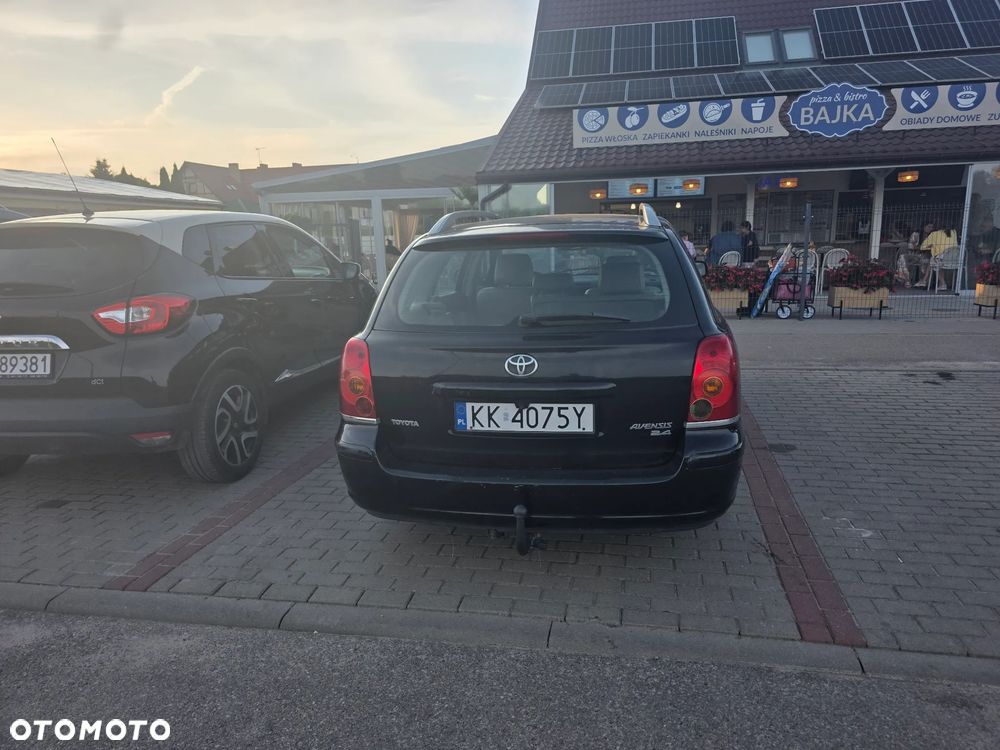 Toyota Avensis 2.4 VVT-i Prestige - 2