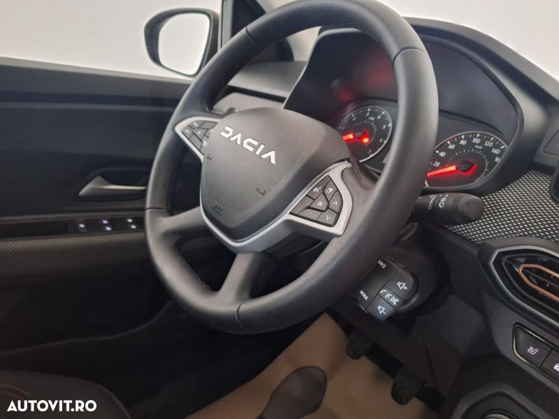 Dacia Sandero Stepway TCe 90 MT6 Expression - 12