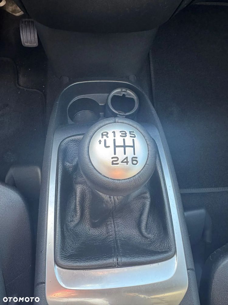 Citroën C4 Grand Picasso - 25