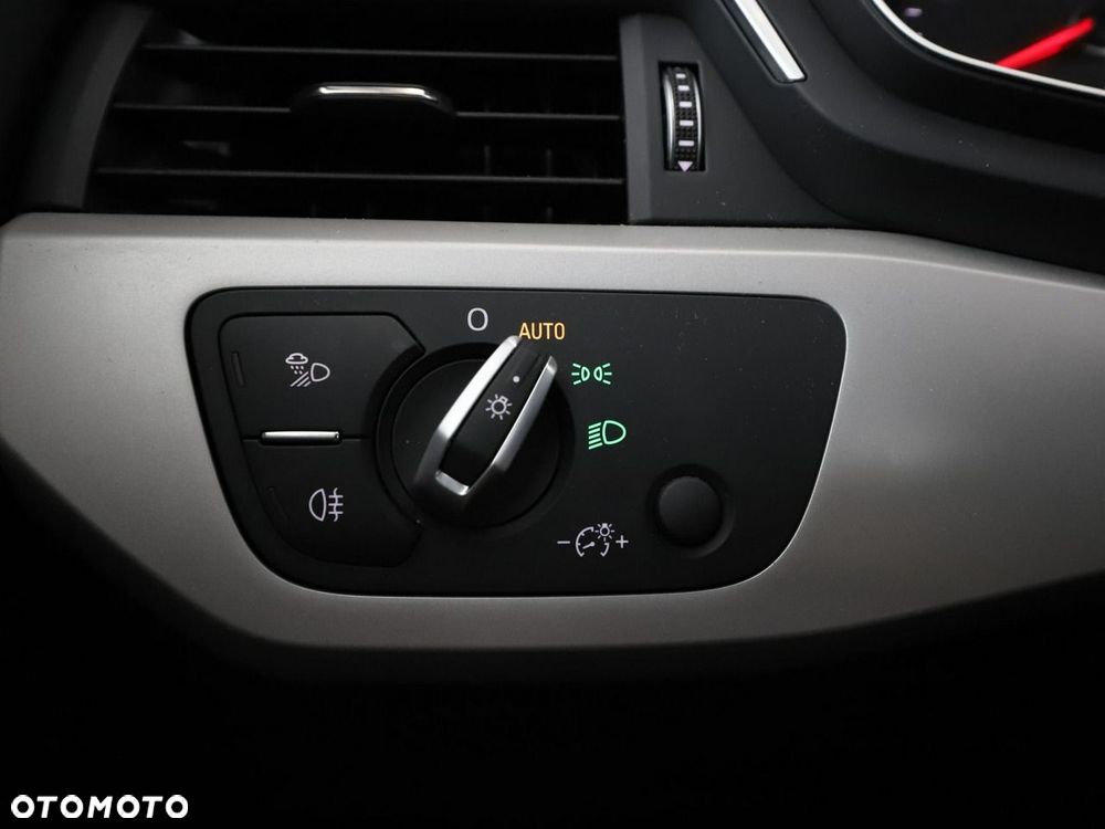 Audi A4 Avant 35 TDI mHEV S tronic - 35