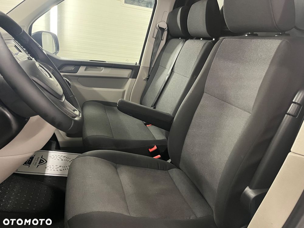 Volkswagen Transporter - 13