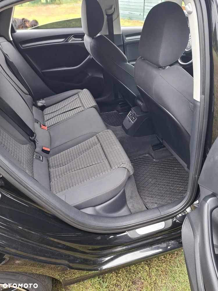 Audi A3 Limousine 2.0 TDI design - 10