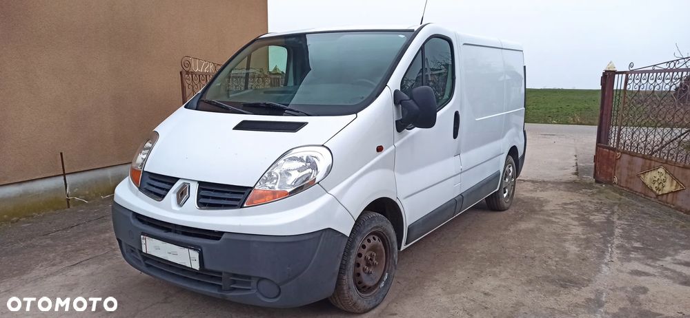 Renault TRAFIC - 1