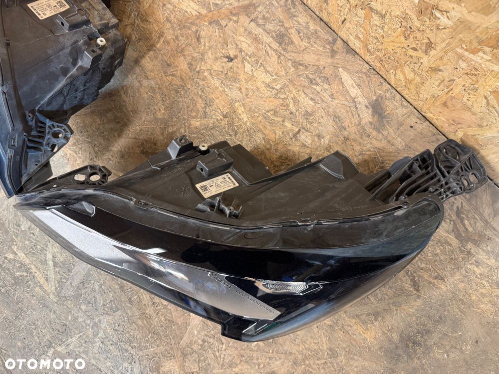 Zderzak przód maska belka lampa lewa lampa prawa peugeot 3008 II lift - 18
