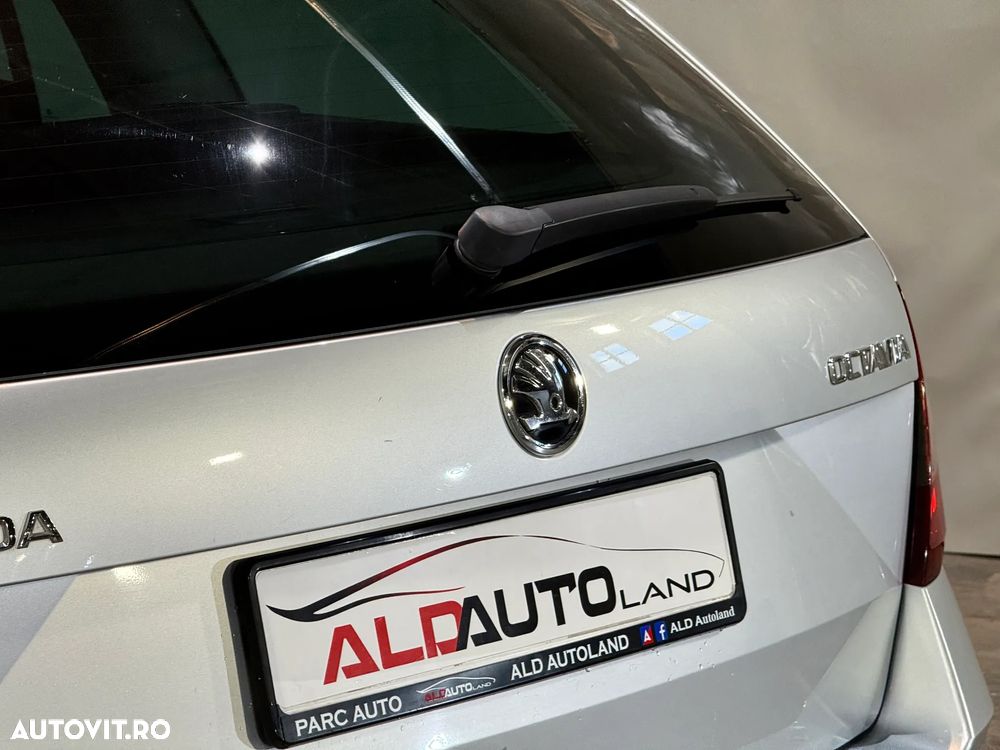 Skoda Octavia 1.6 TDI DSG Ambition - 20