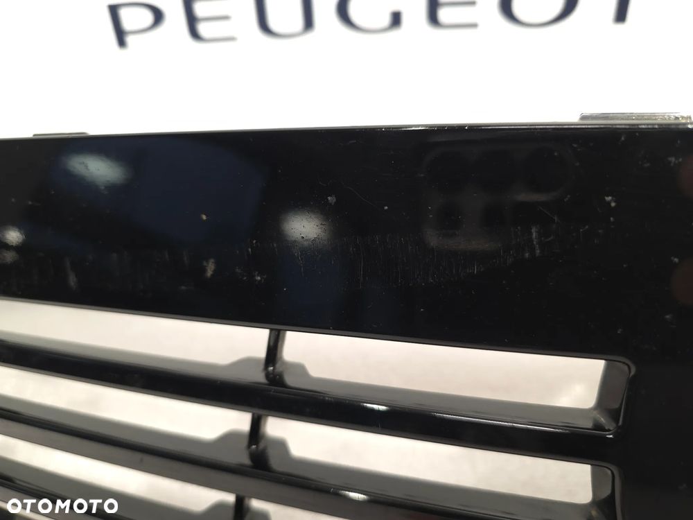 OPEL ASTRA VI 6 L 22- ATRAPA / GRILL PRZEDNI PRZÓD , NR 9839640080 / 9842380780 , NR AUKCJI GL843 - 14