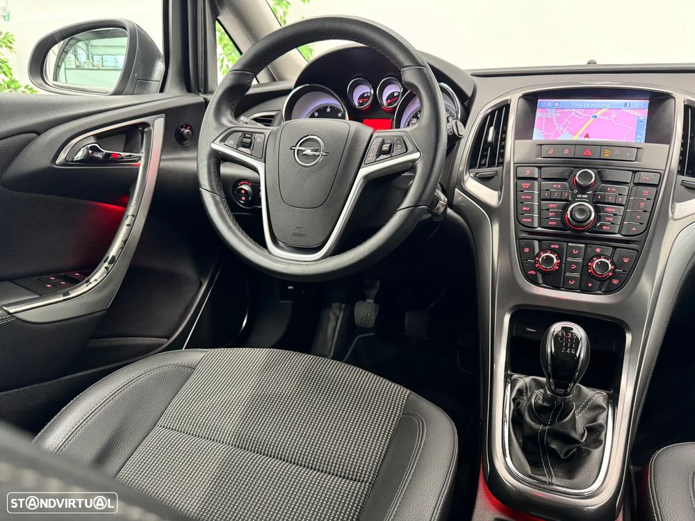 Opel Astra Sports Tourer 1.7 CDTi Cosmo - 18