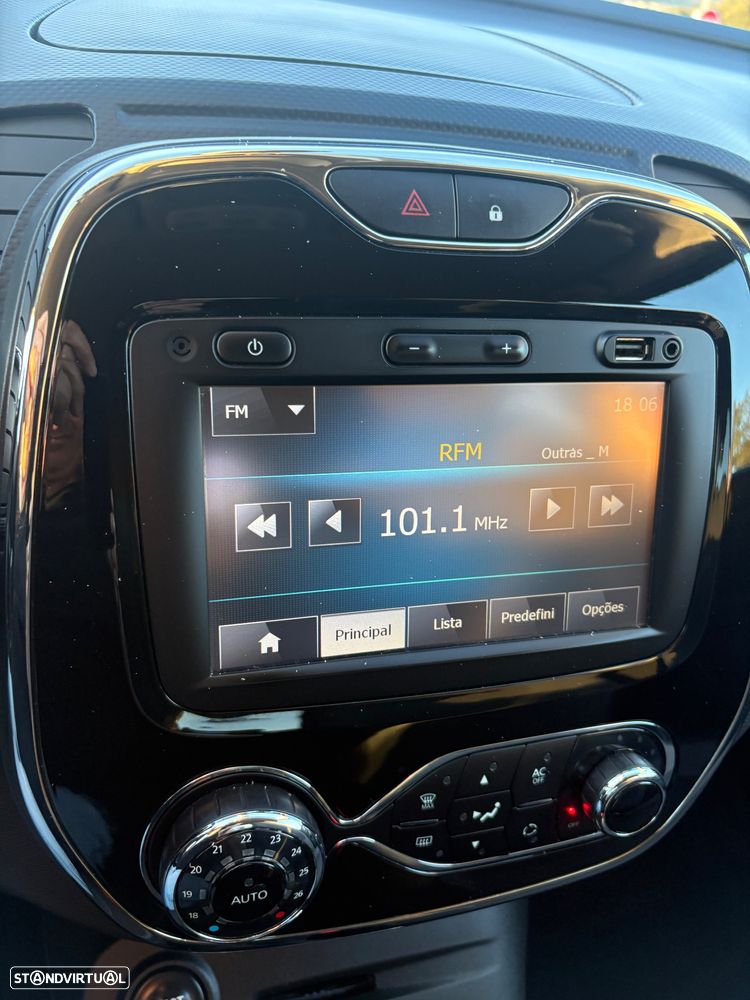 Renault Captur 0.9 TCE Exclusive - 30