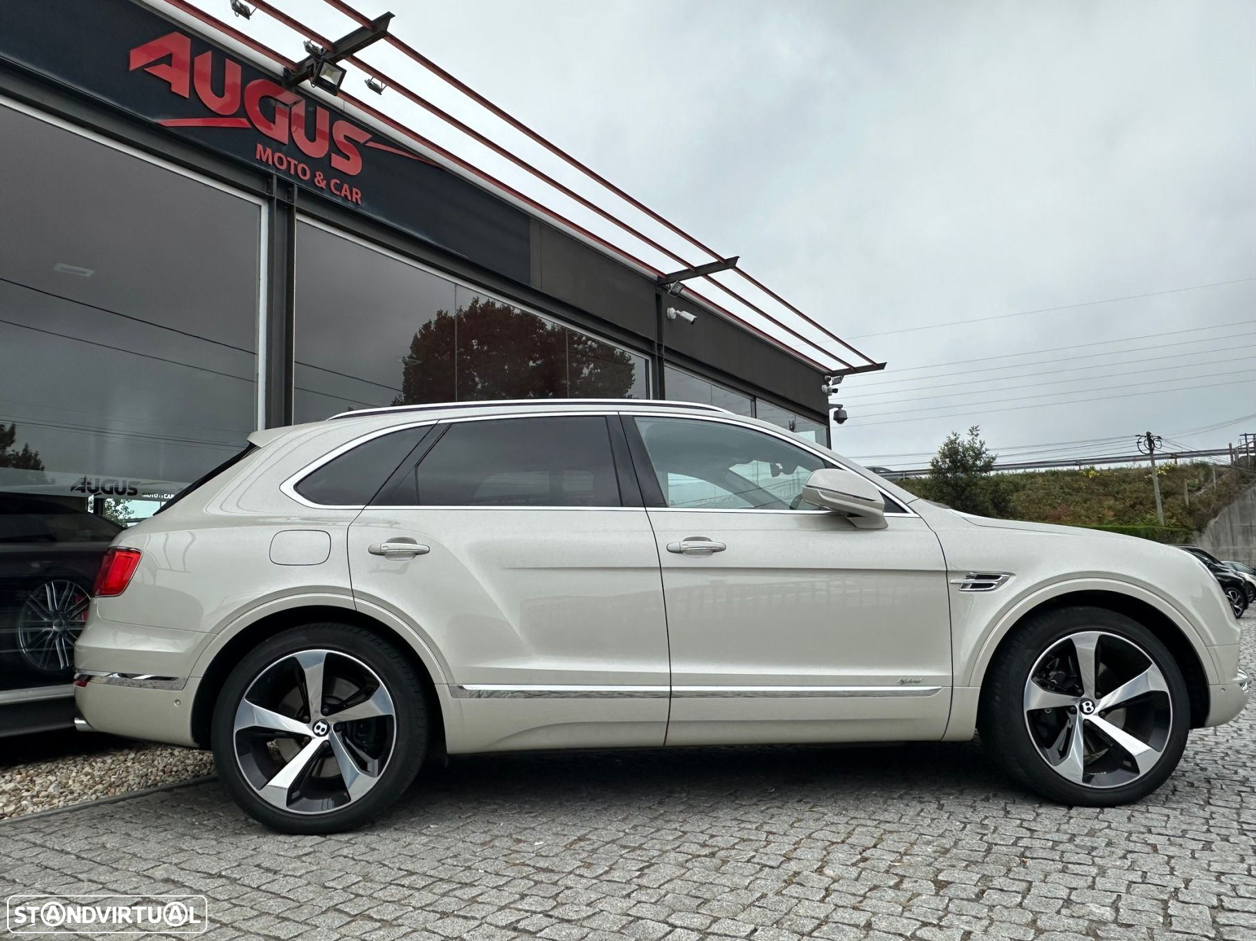 Bentley Bentayga Hybrid - 2