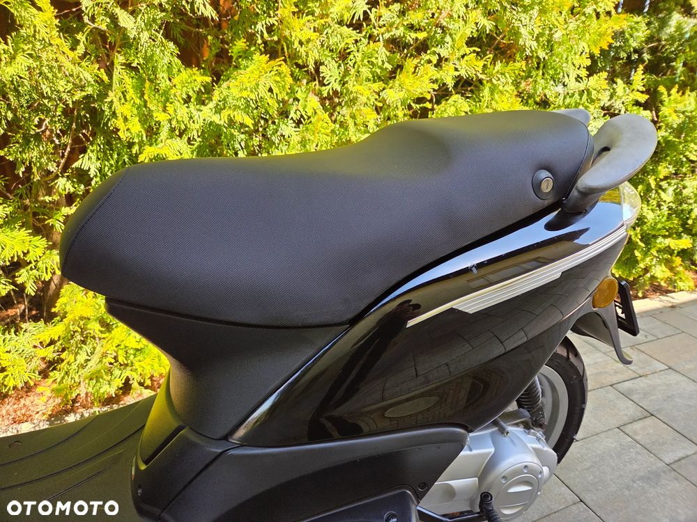 Piaggio FLY - 17