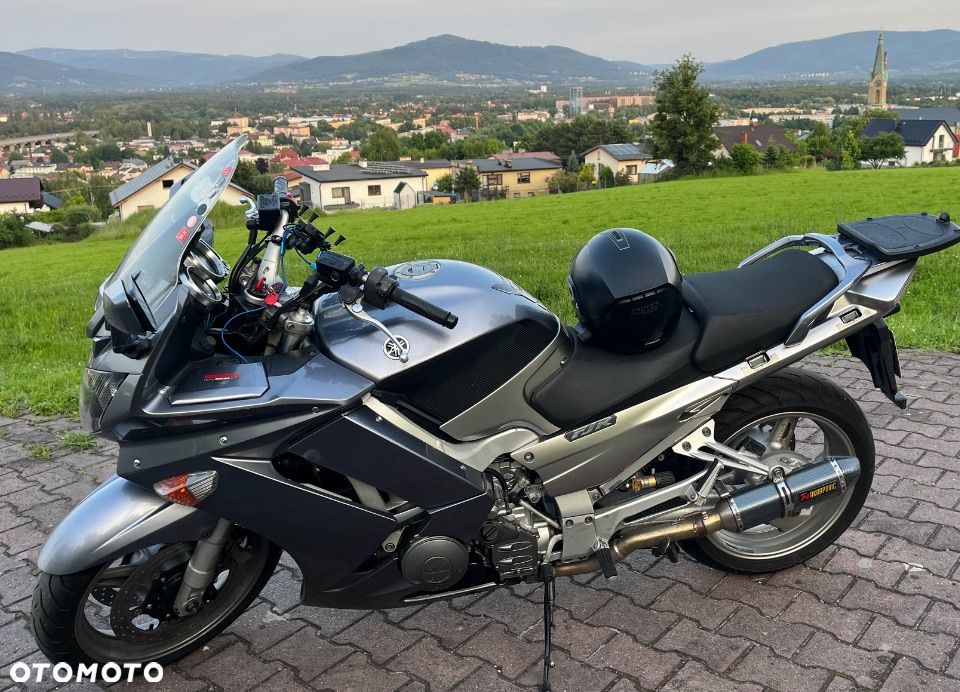 Yamaha FJR - 1