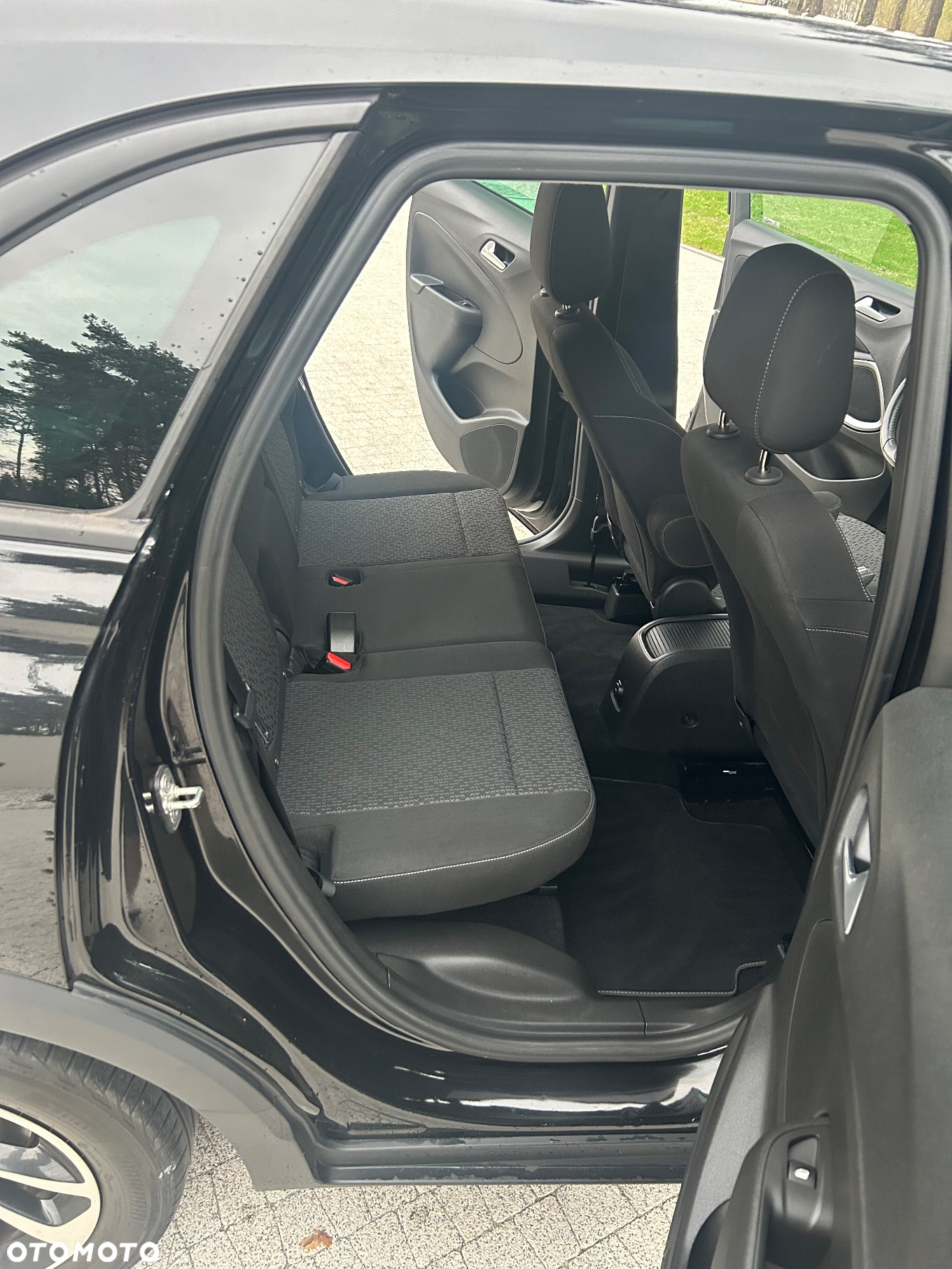 Opel Crossland X - 16