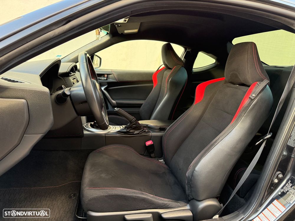 Toyota GT86 2.0D-4S Black Touch Edition - 14