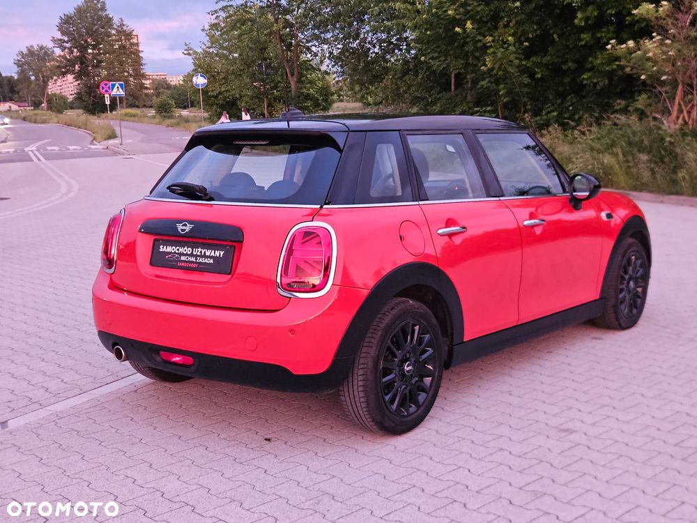 MINI Cooper Standard - 16