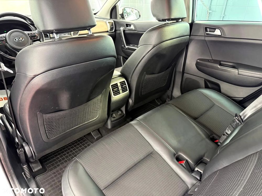 Kia Sportage 1.7 CRDI Business Line L 2WD - 24