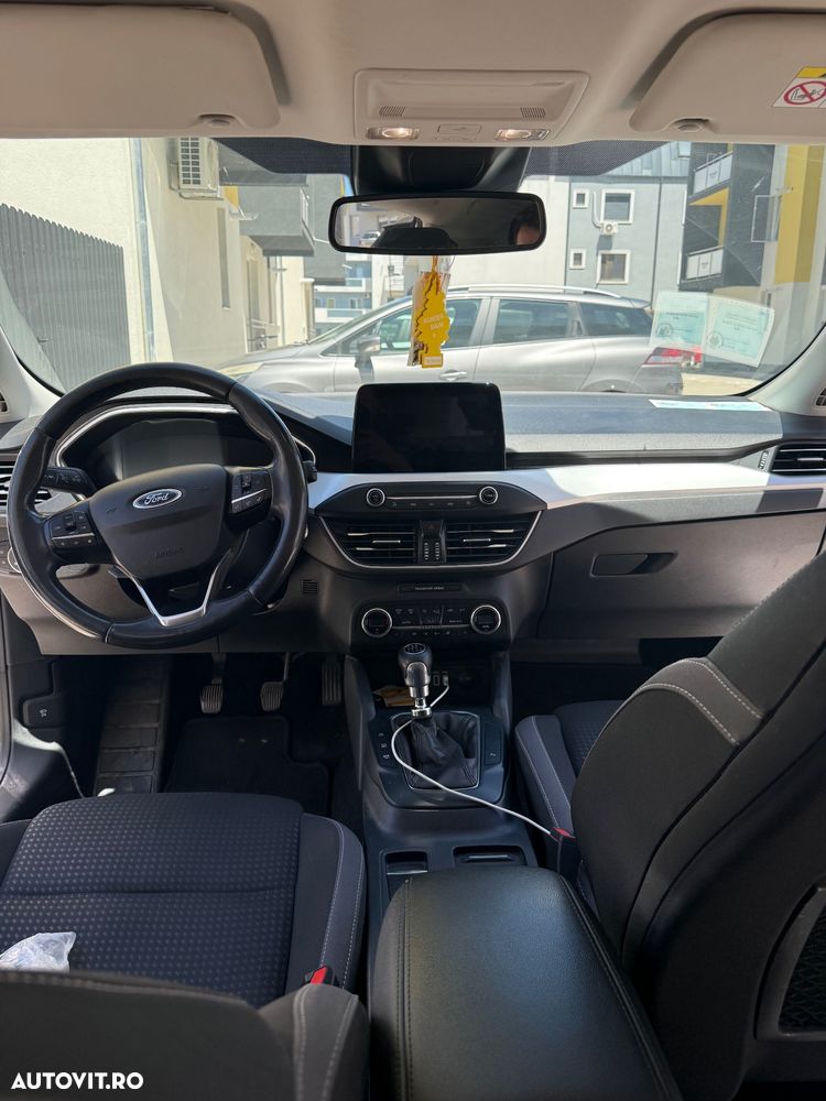 Ford Focus 1.0 EcoBoost Active - 8