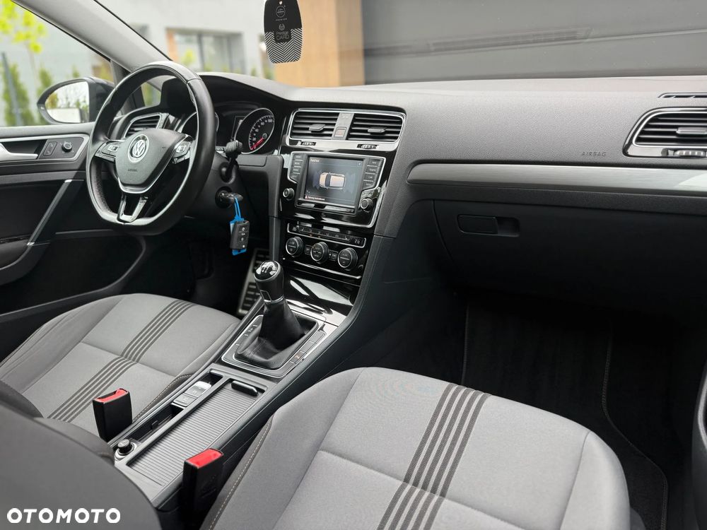 Volkswagen Golf 2.0 TDI BlueMotion Technology Allstar - 12