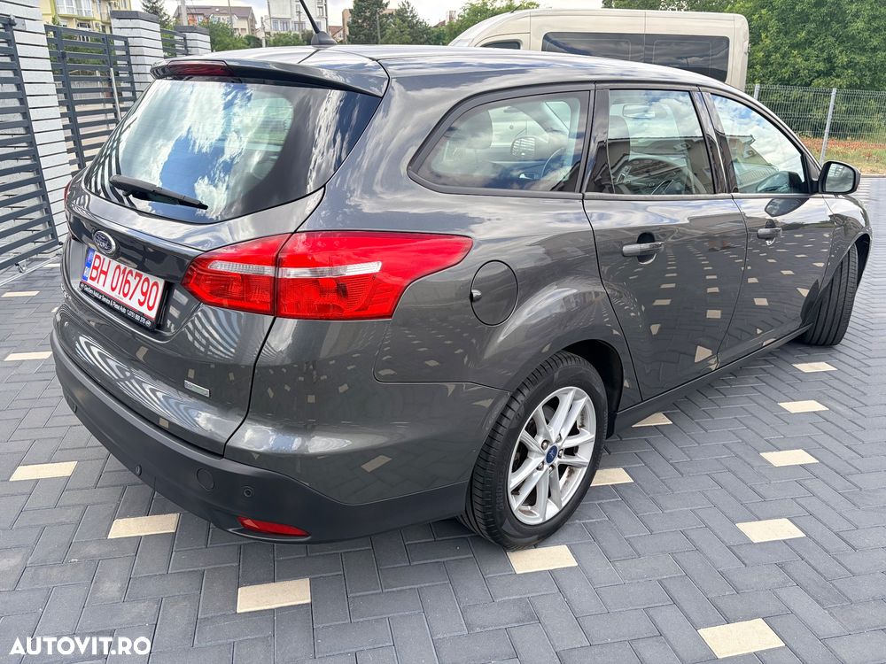Ford Focus - 5