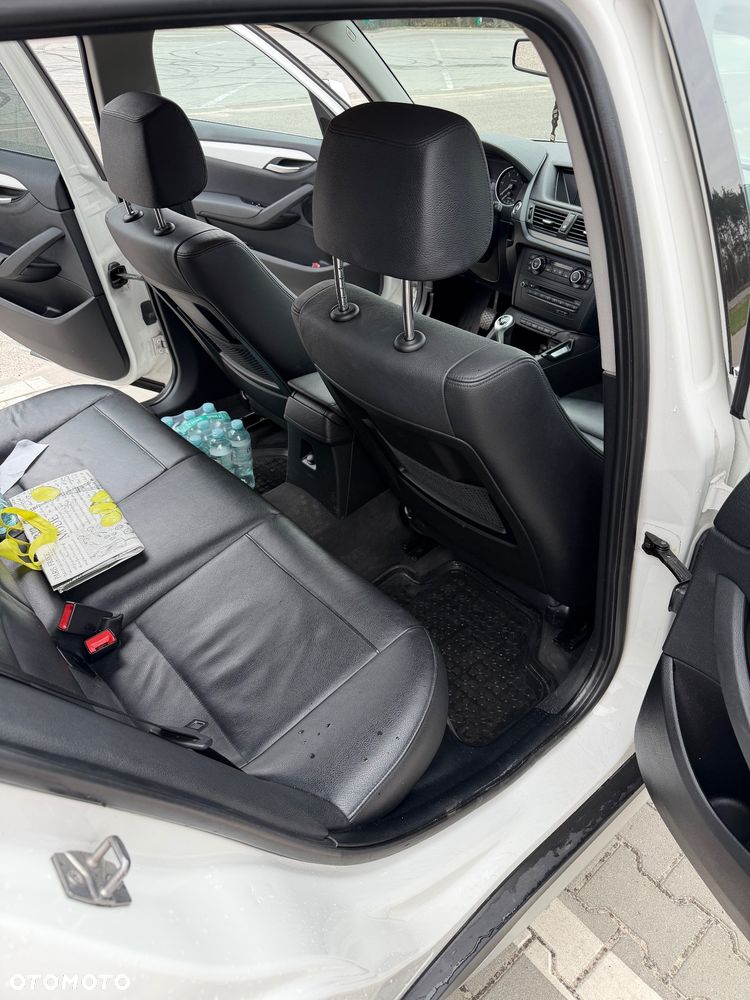 BMW X1 sDrive18d - 9