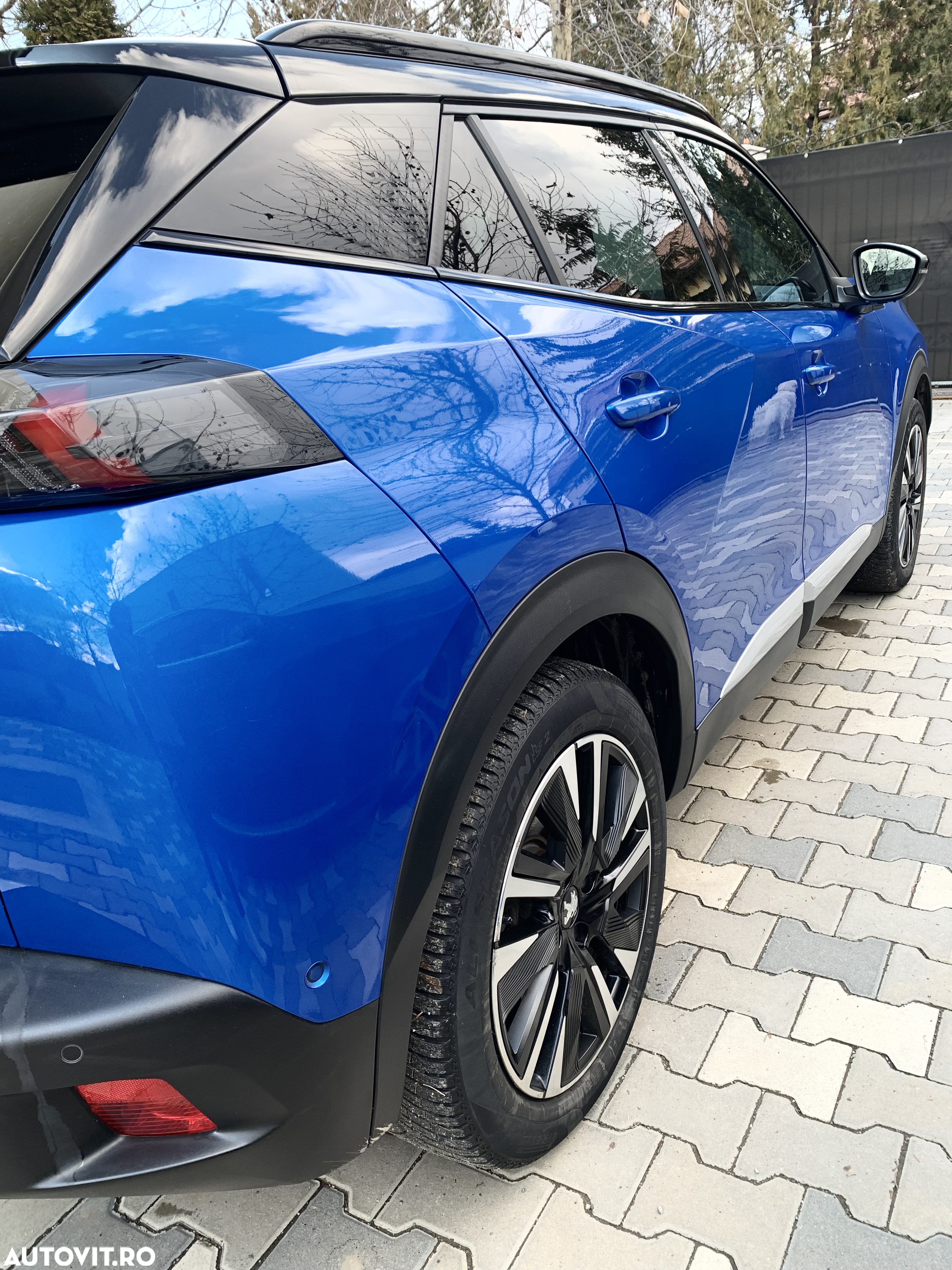 Peugeot 2008 e-2008 GT Line - 9