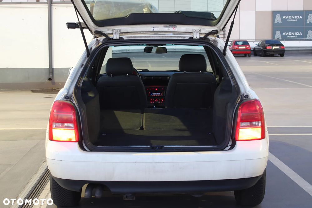 Audi A4 Avant - 8