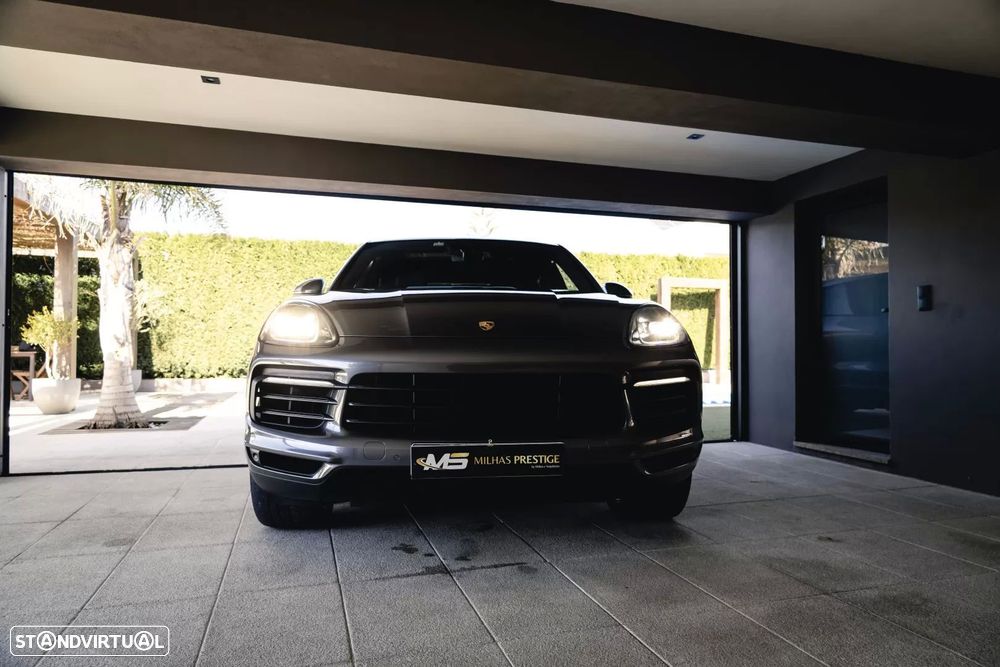 Porsche Cayenne Coupé E-Hybrid Platinum Edition - 9