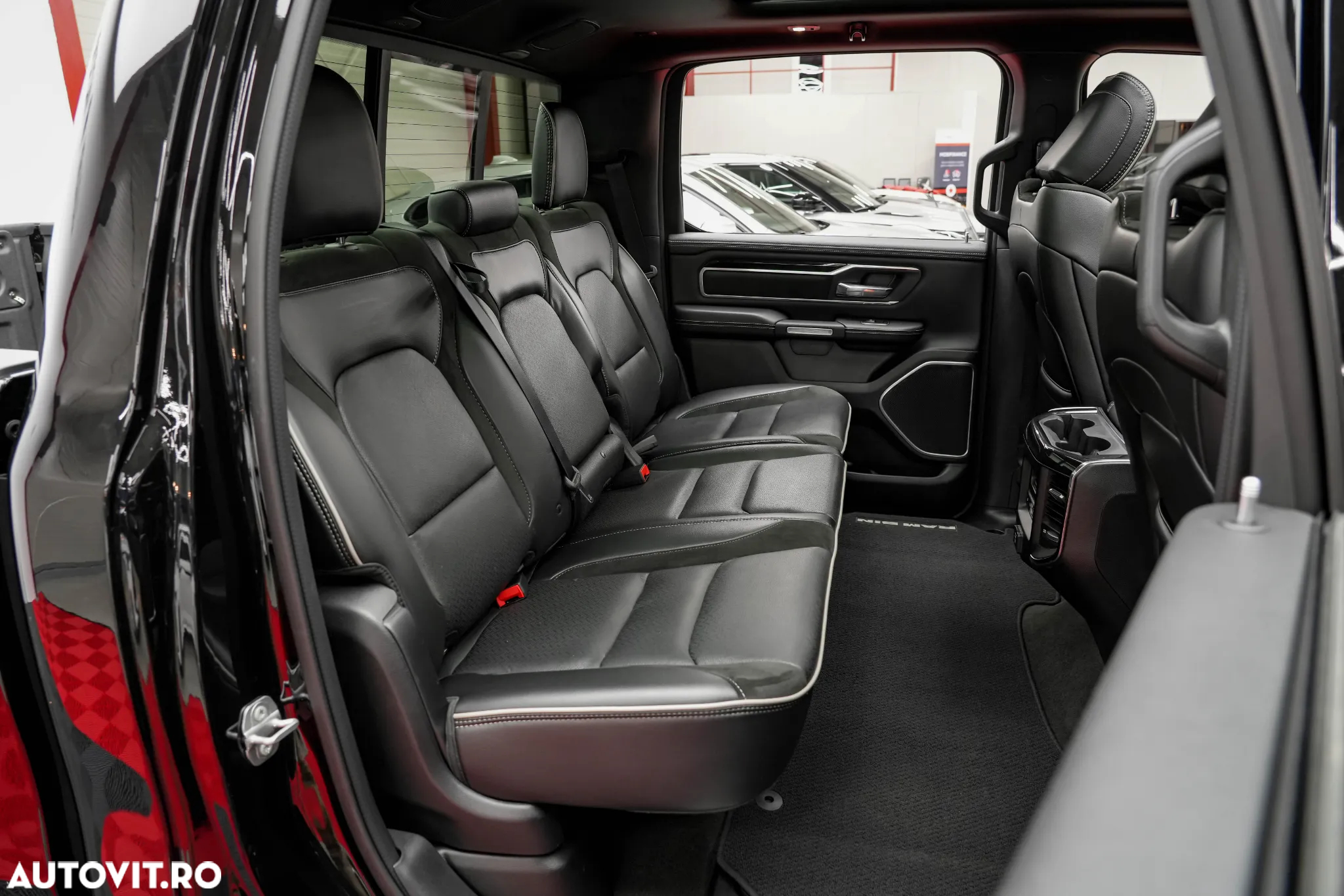 Dodge RAM - 30