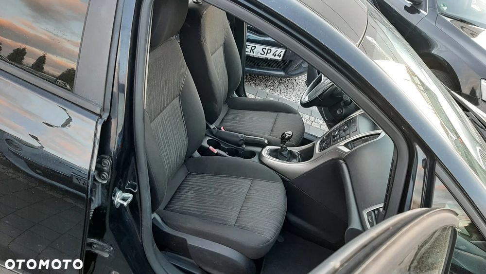 Opel Astra 1.4 Turbo - 15