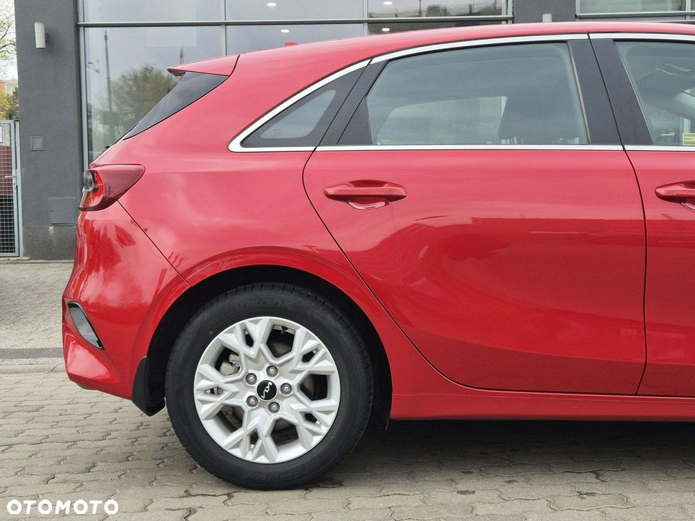 Kia Ceed 1.5 T-GDI M DCT - 25