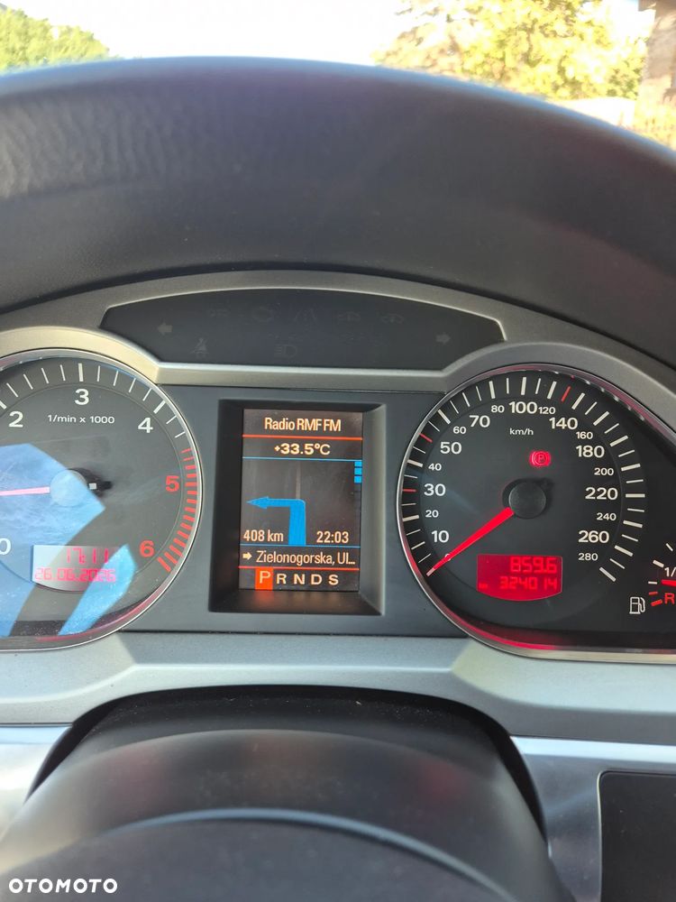 Audi A6 Avant - 17