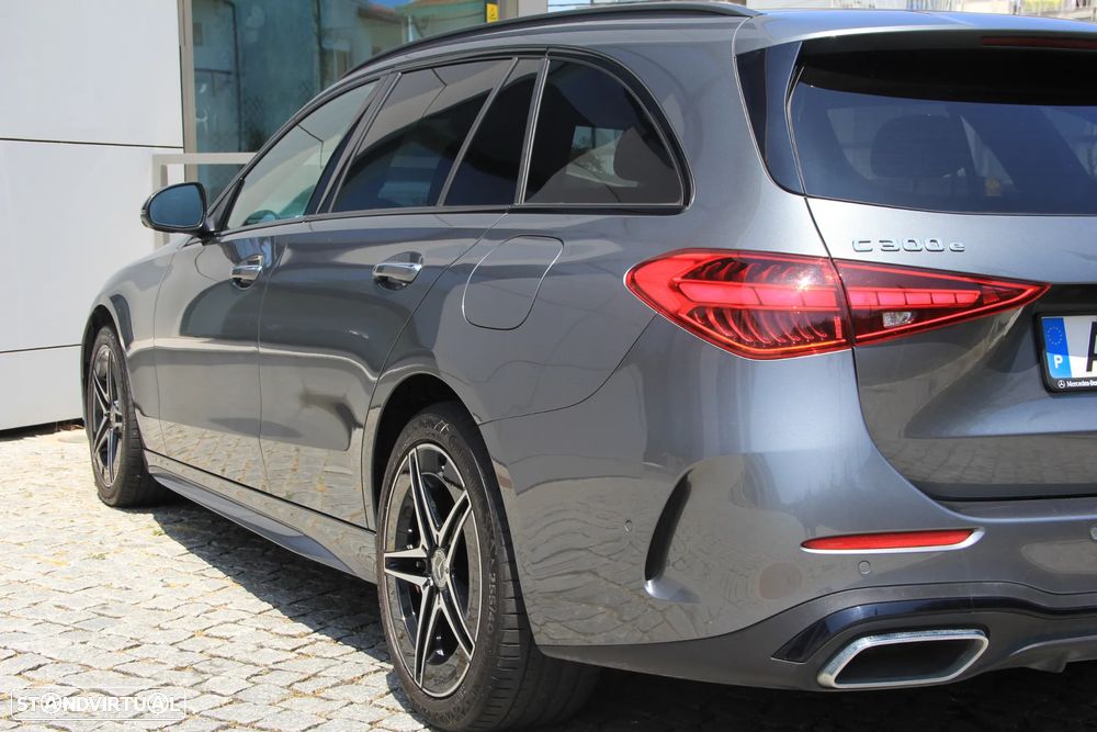 Mercedes-Benz C 300 e AMG Line - 11