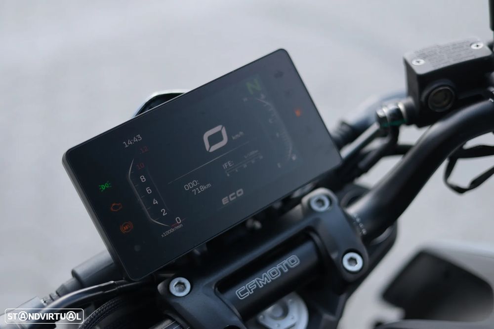 CF Moto 300NK - 5