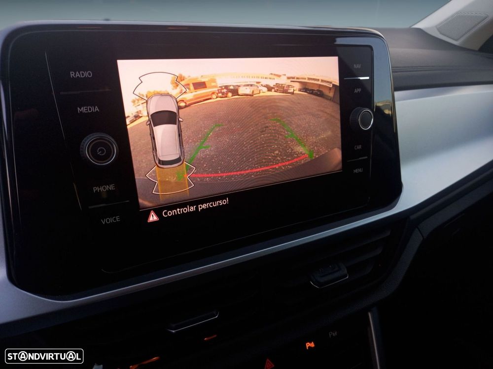 VW T-Roc 1.5 TSI Urban DSG - 4