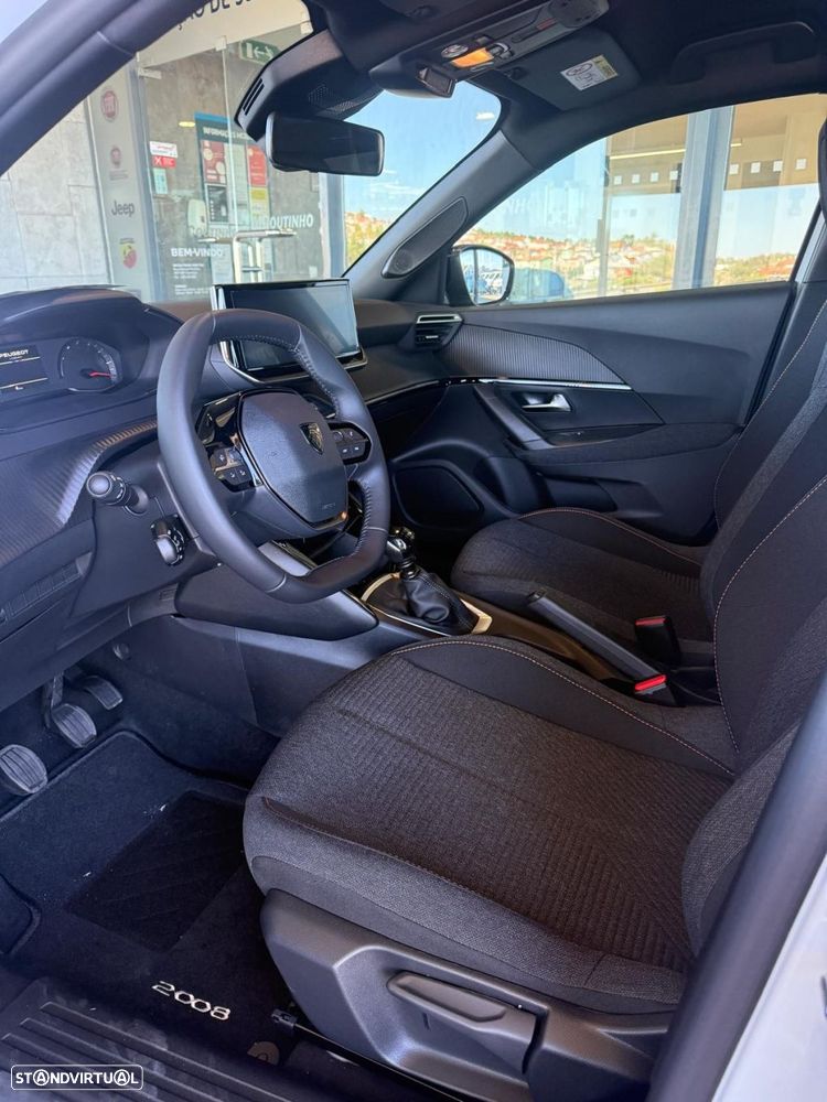 Peugeot 2008 - 7