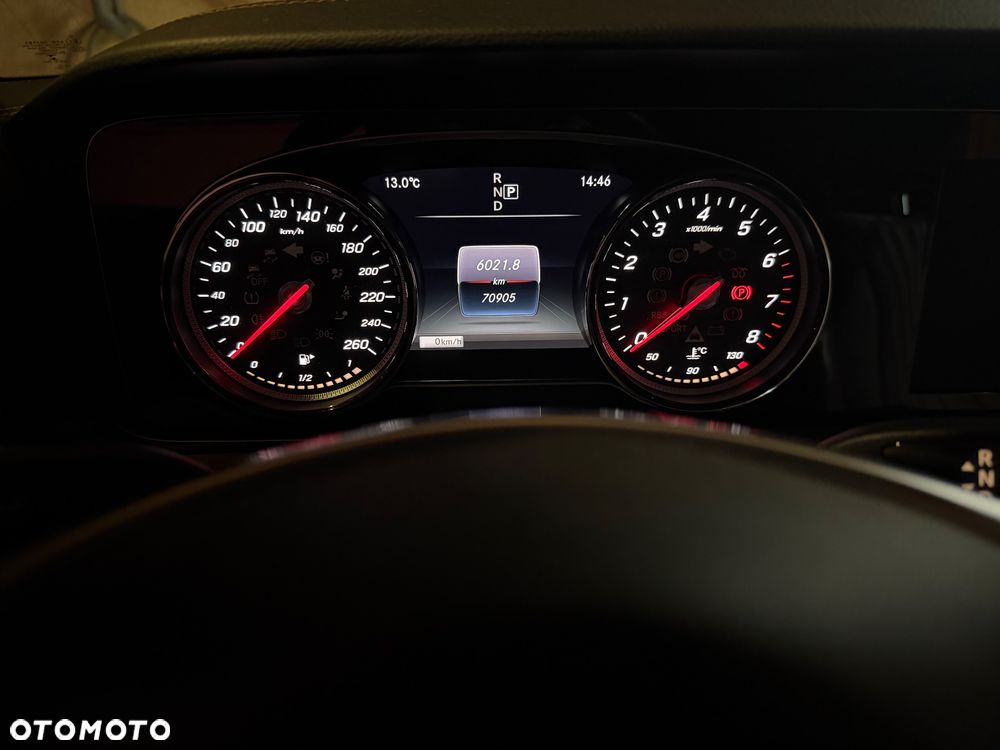 Mercedes-Benz Klasa E 400 4Matic 9G-TRONIC AMG Line - 12